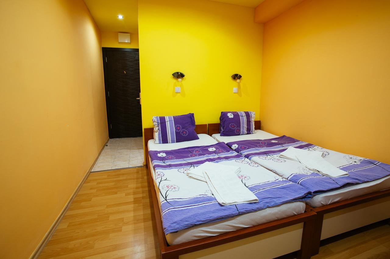 Hotel Centrál Šaľa Sala Exterior foto