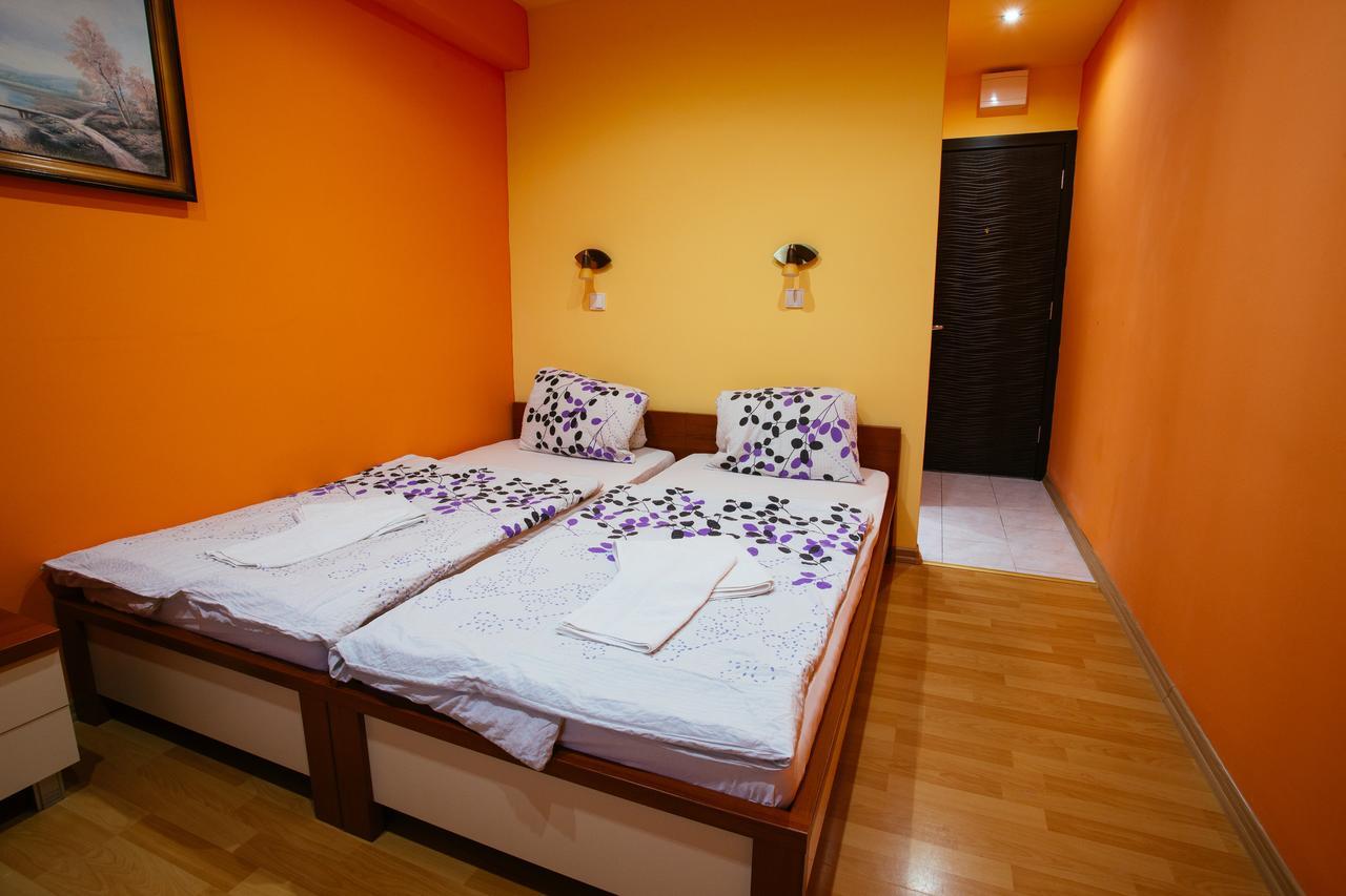 Hotel Centrál Šaľa Sala Exterior foto